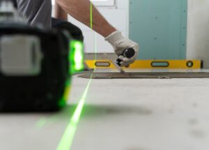 Wasserwaage, Laser oder App? Moderne Messtechniken im Heimwerkeralltag